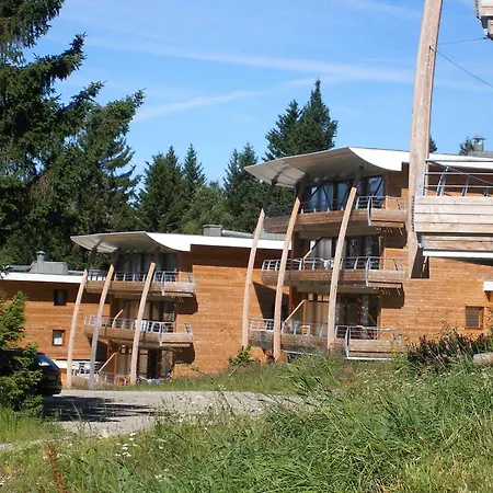 Les Villages Du Bachat Hotel 2*