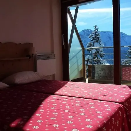 Hotel Les Villages Du Bachat 2*