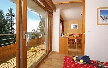 Hotel Les Villages Du Bachat 2*